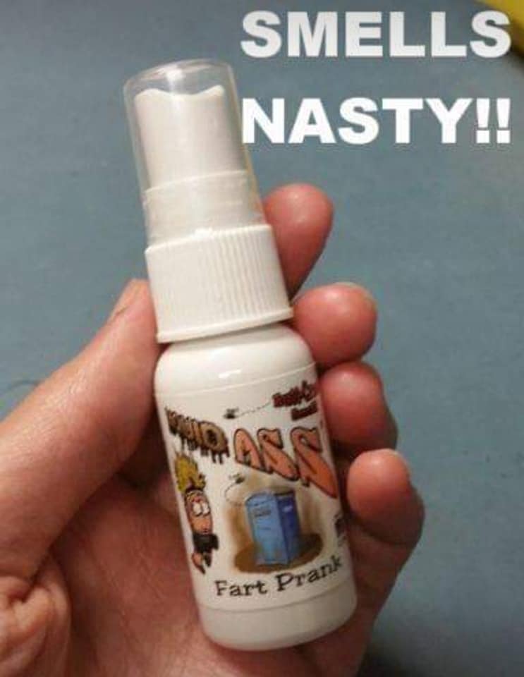 2 DIFFERENT FART SPRAY CANS - Prank Gag Liquid Stinky Poop Ass Vomit Puke  Stink